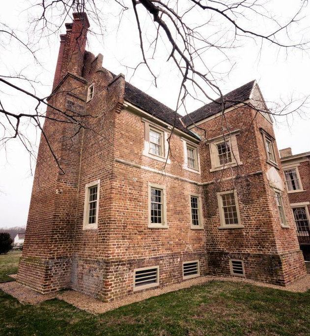 Bacon's Castle: America's Oldest Brick Residence and the Ghosts