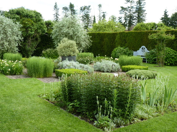 Penshurst Place Garden, 2014