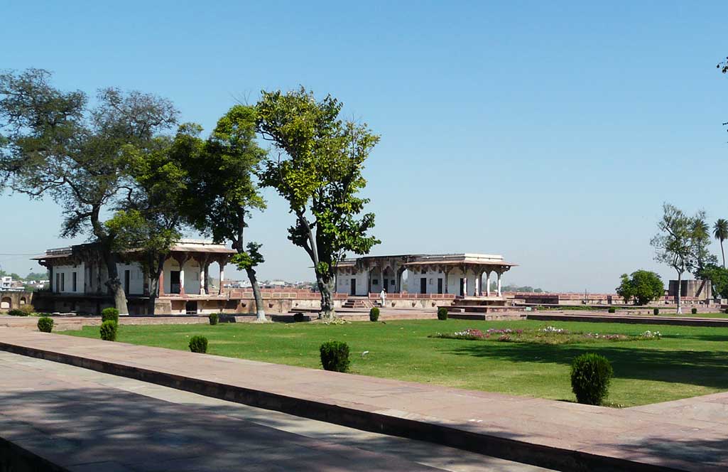 Ram Bagh Garden Agra