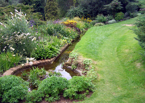 Coton Manor Garden