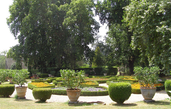 Bedding, Villa Torrigiani Garden