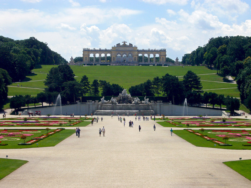 Schonbrunn Garden Vienna