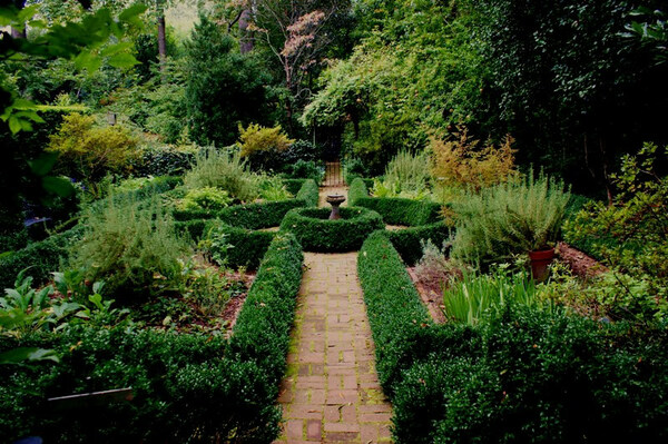 Wing Haven Gardens