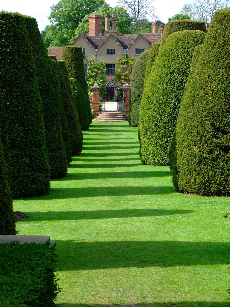 Packwood House Garden 