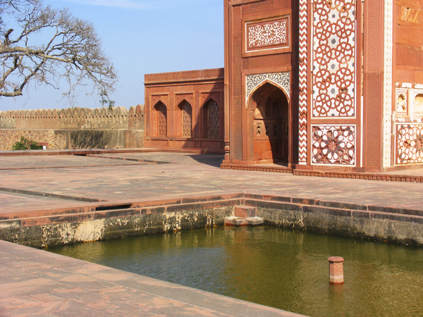 Akbar's Tomb Garden at Sikandra Gardenvisit.com