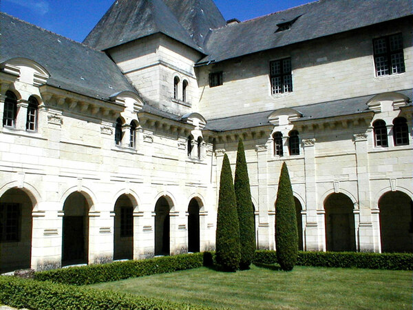 Cloister Garden, Abbaye Royale de Fontevraud